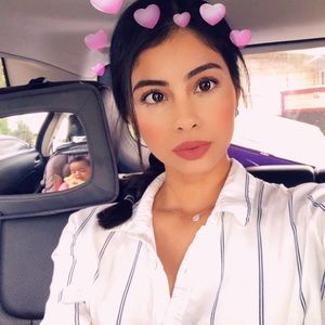 Meet your Posher, Mayra